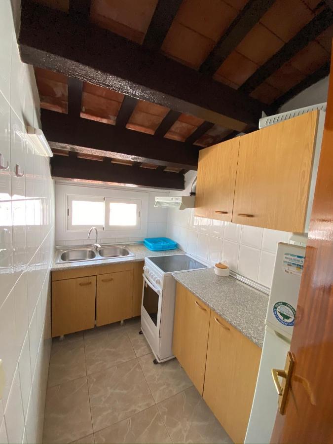 Apartamentos Mitus Canet De Mar Bagian luar foto