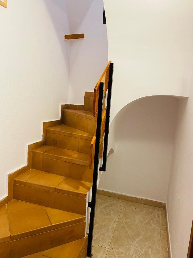 Apartamentos Mitus Canet De Mar Bagian luar foto