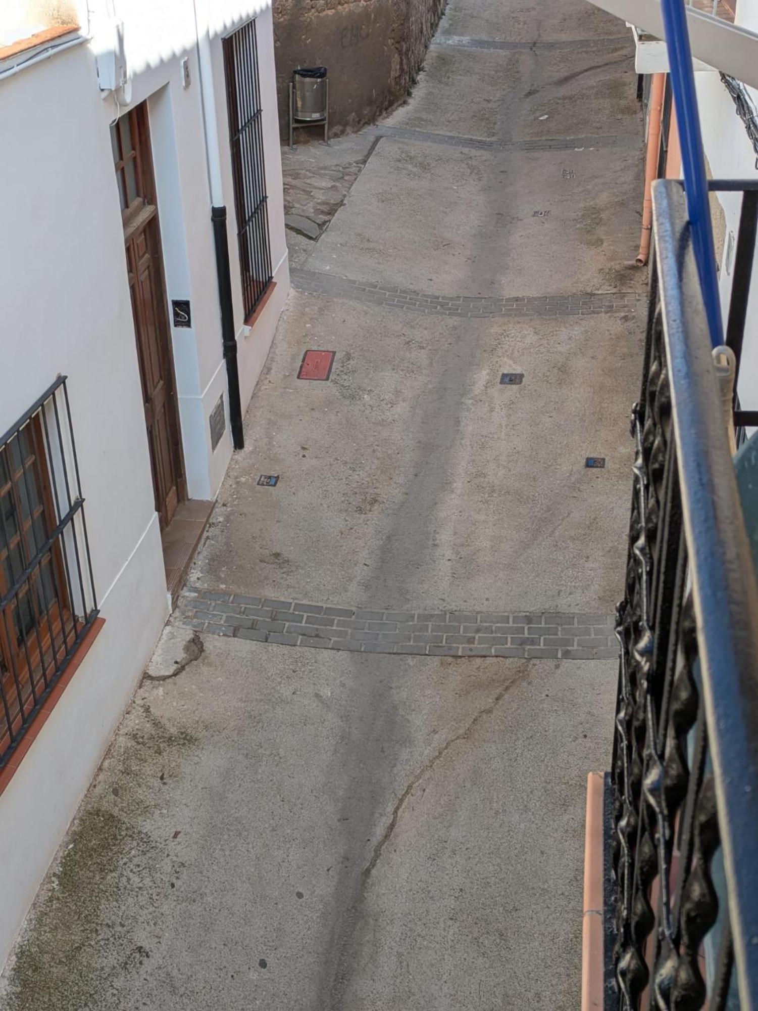 Apartamentos Mitus Canet De Mar Bagian luar foto