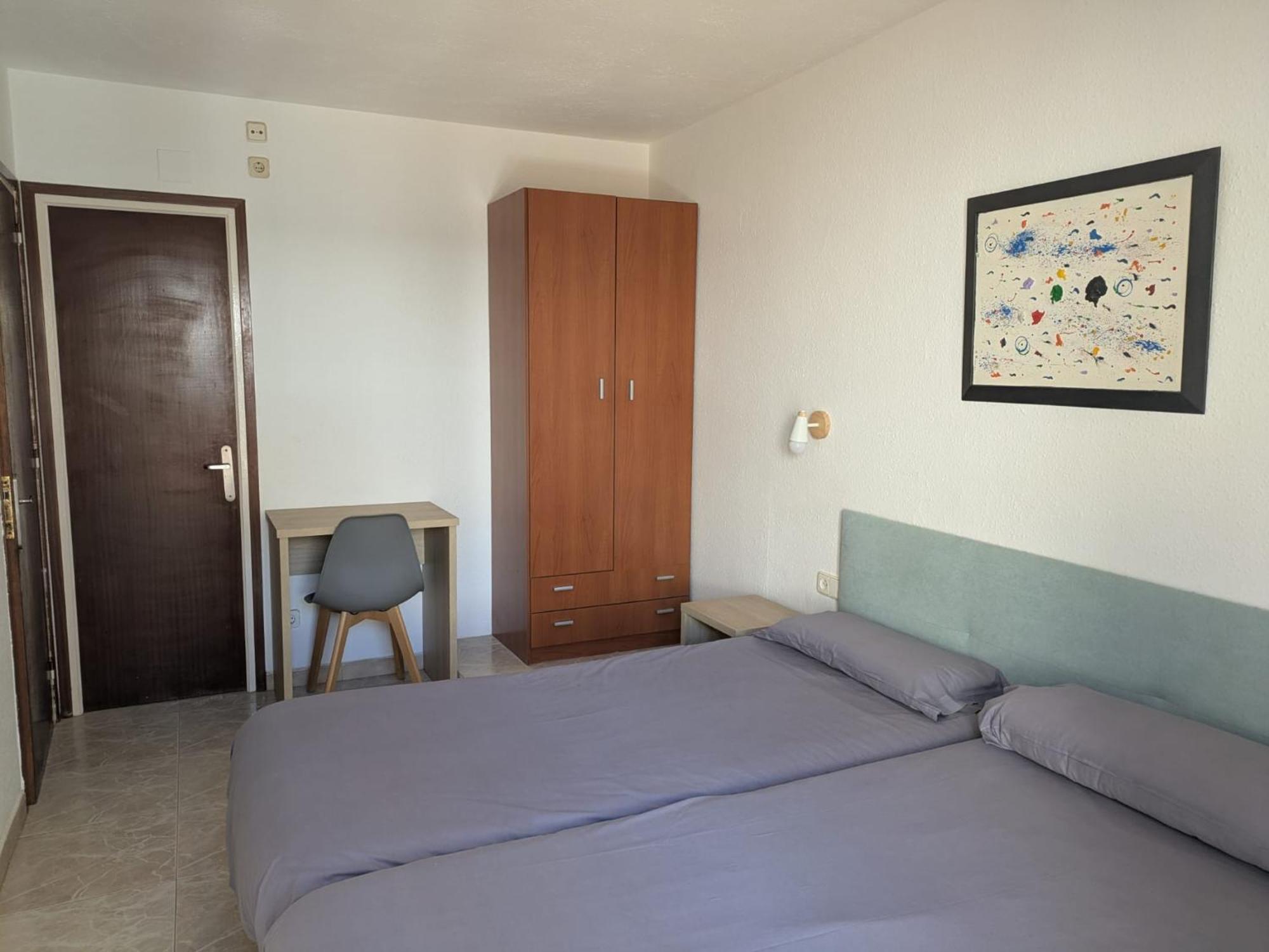 Apartamentos Mitus Canet De Mar Bagian luar foto